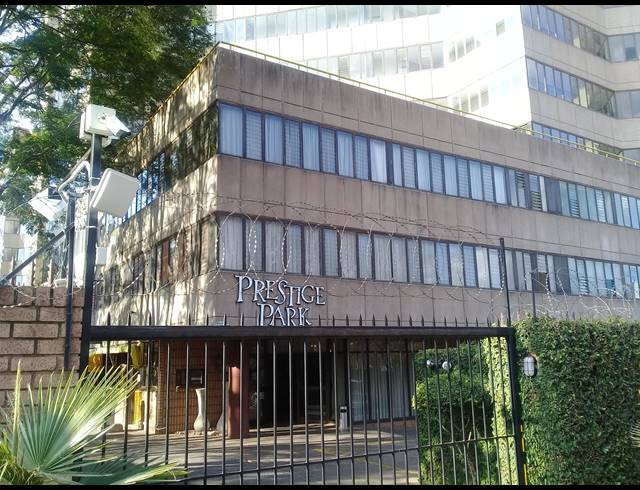 2 BEDROOM RETIREMENT UNIT FOR SALE IN PRETORIA CENTRAL